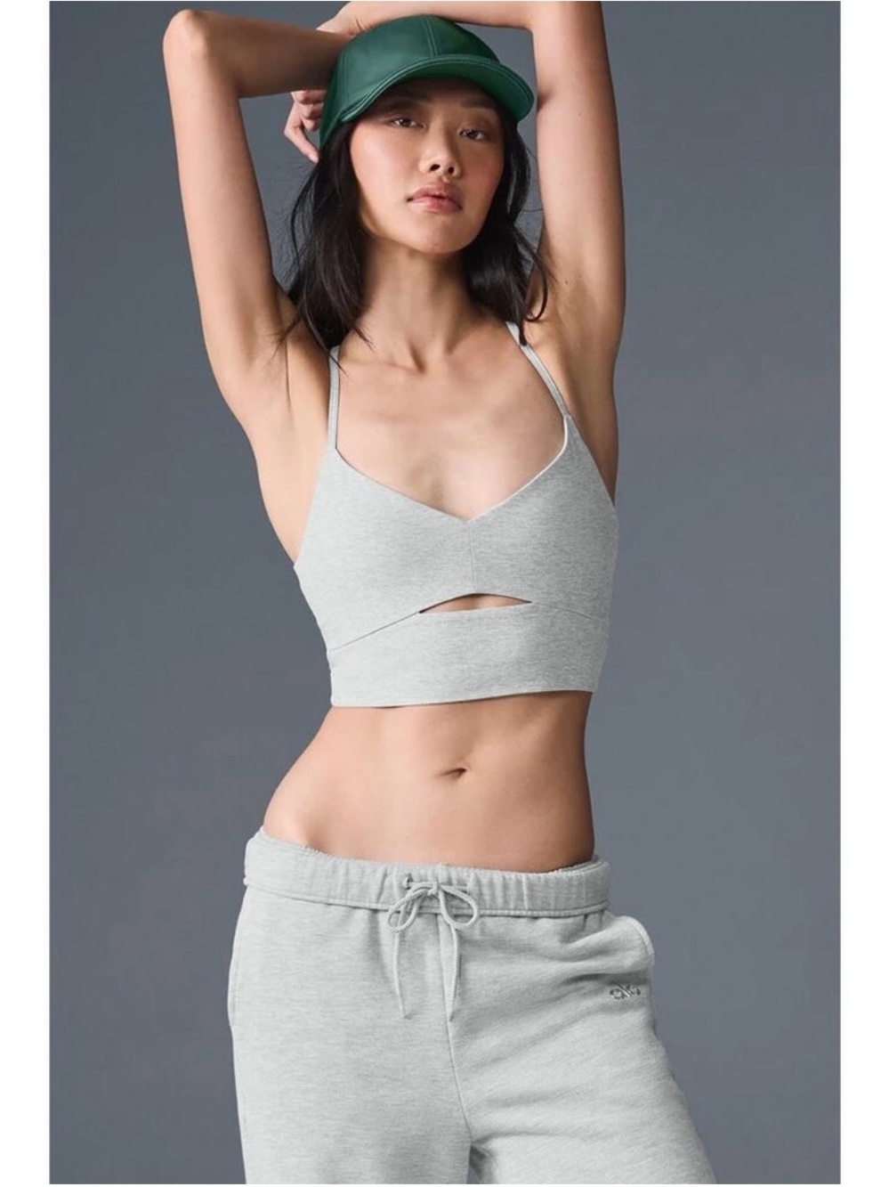 ALO Yoga Alosoft Highlight Bra in Athletic Heather Gray Size Large